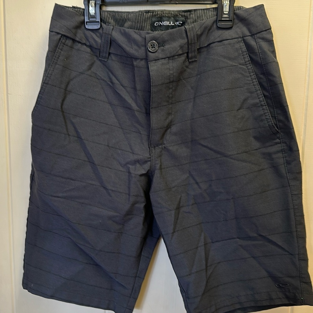 Men’s O’Neil walking shorts size 30